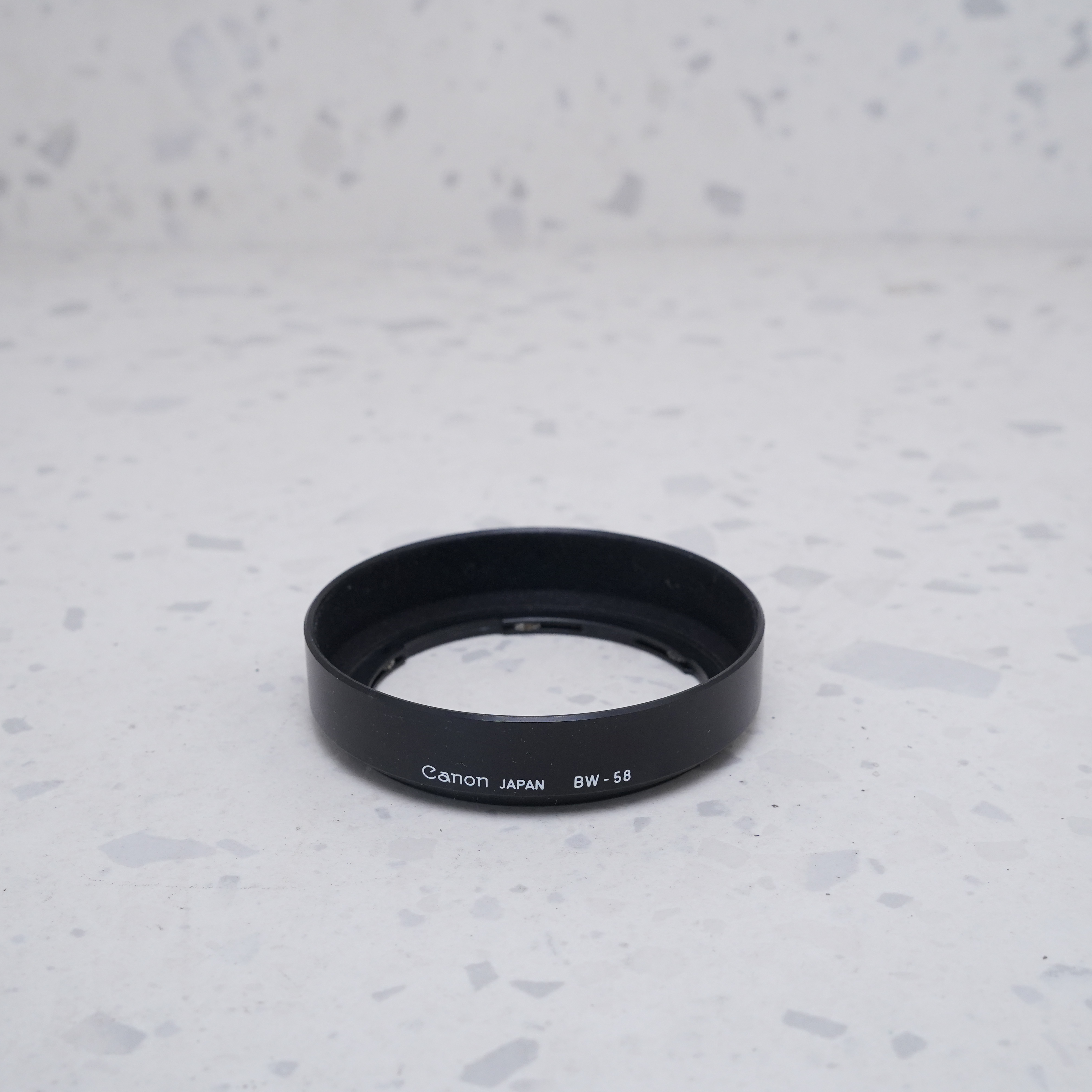 Parasol BW-58 Canon de 58mm - USADO