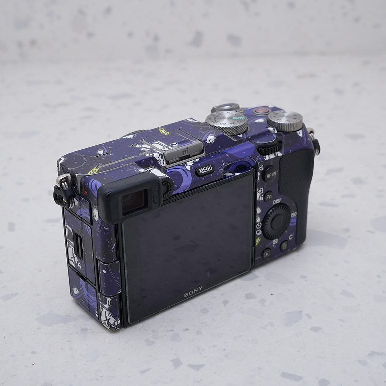 Sony a7C (Body)  Con Skin - USADO 4