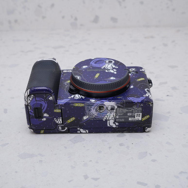 Sony a7C (Body)  Con Skin - USADO 6