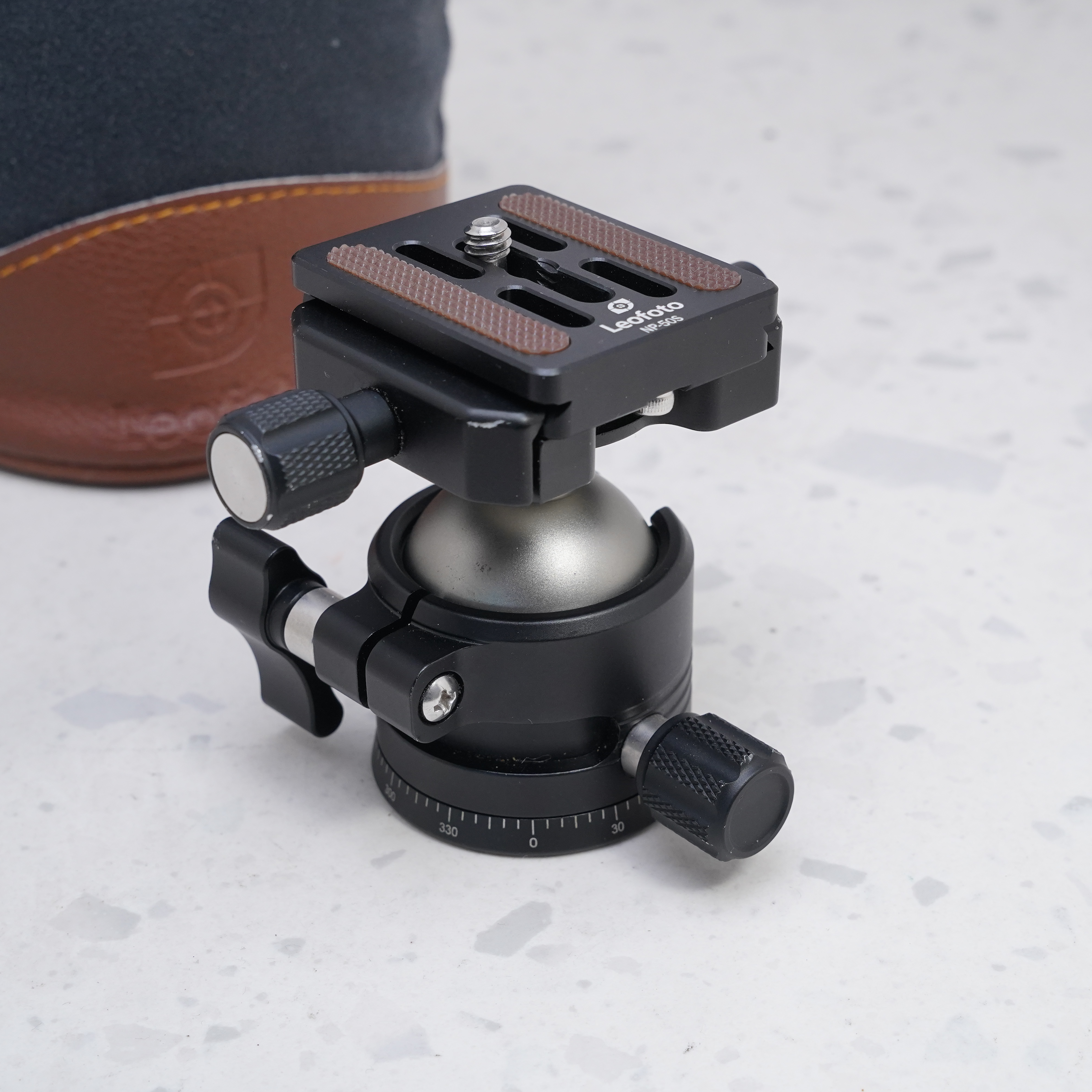 Cabezal Leofoto EB-36 de 36mm Arca/RRS