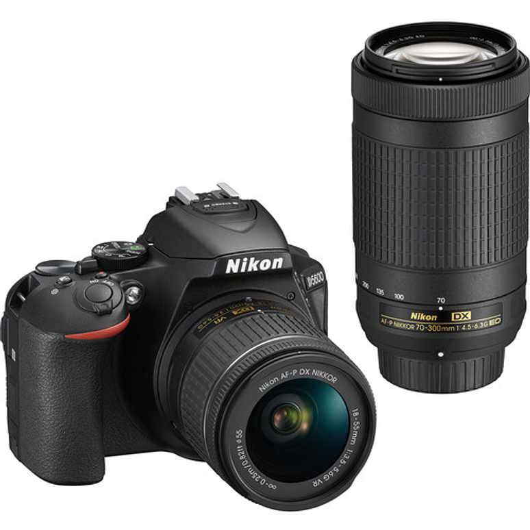 Nikon D5600 + 18-55mm + 70-300mm con accesorios - USADO 1
