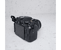 Nikon D5600 + 18-55mm + 70-300mm con accesorios - USADO