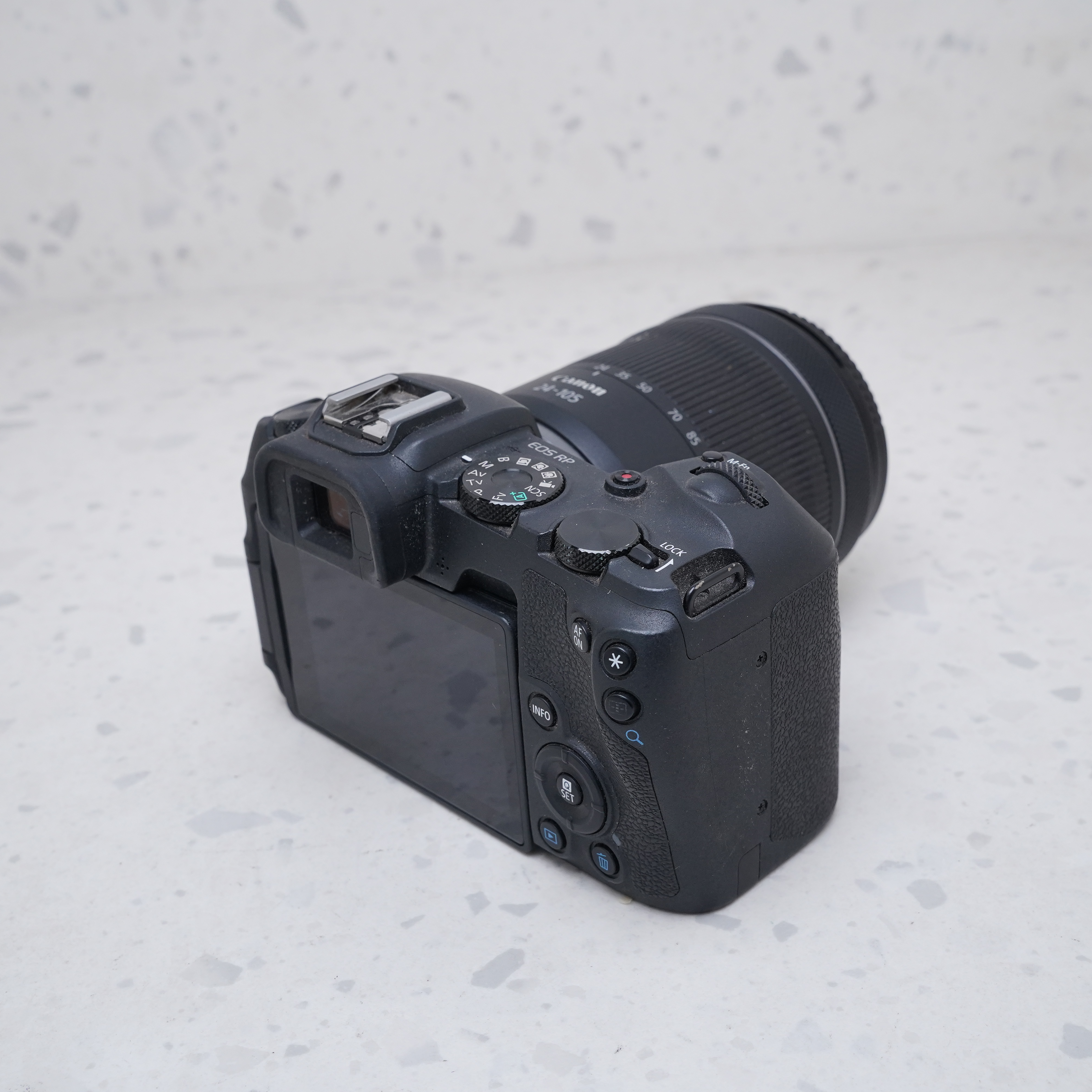 Canon EOS RP + 24-105mm - USADO