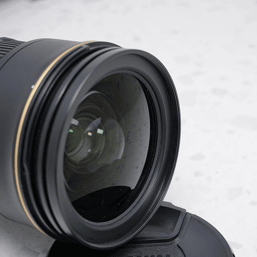 Nikon AF-S NIKKOR 24-70mm f/2.8E ED VR - USADO 4