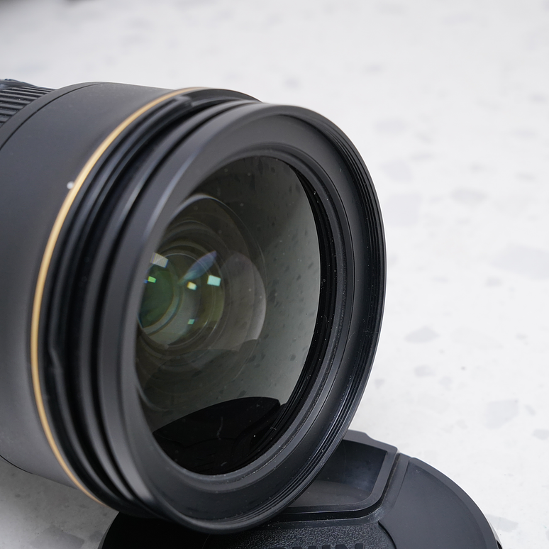 Nikon AF-S NIKKOR 24-70mm f/2.8E ED VR - USADO 4