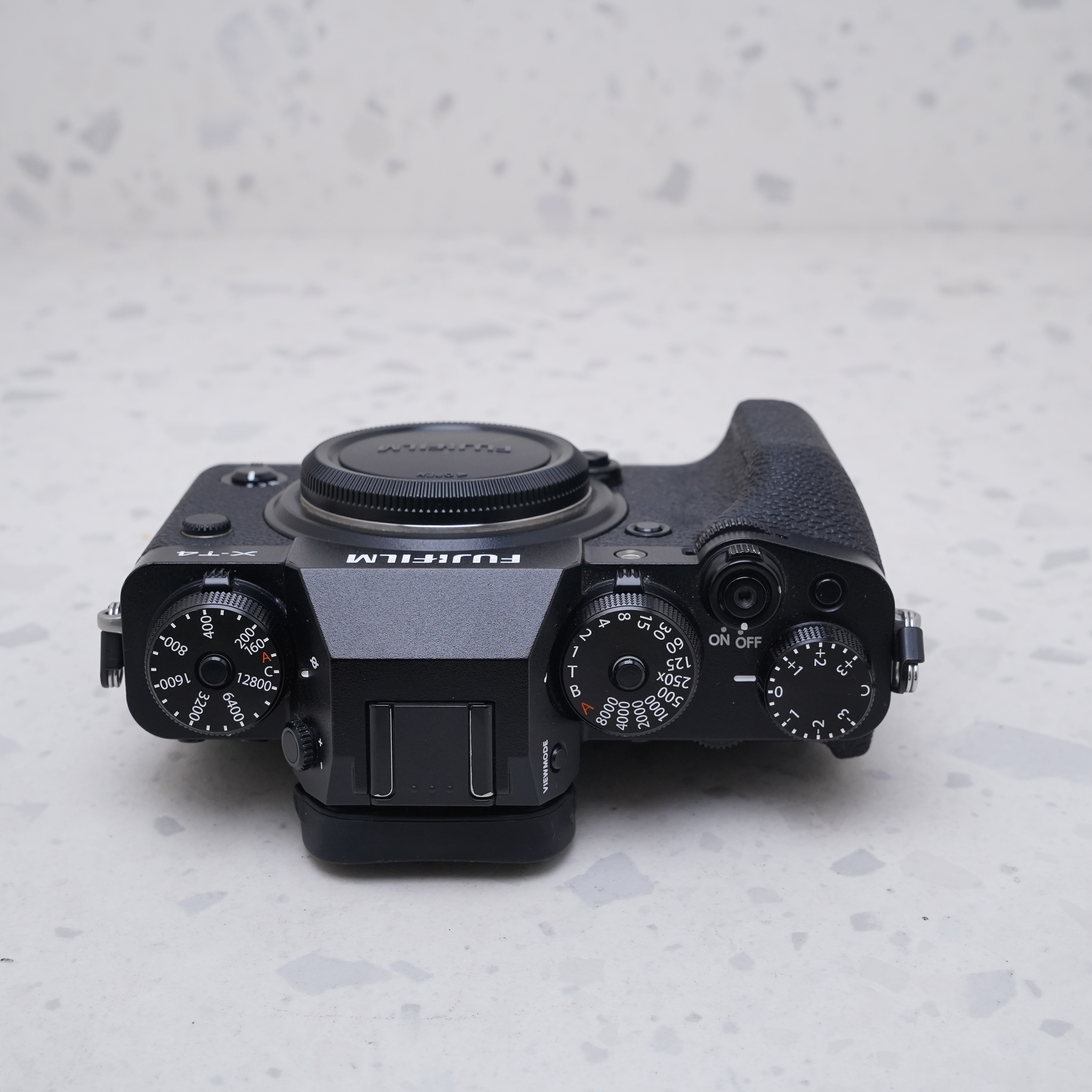 FUJIFILM X-T4 (Body) - USADO