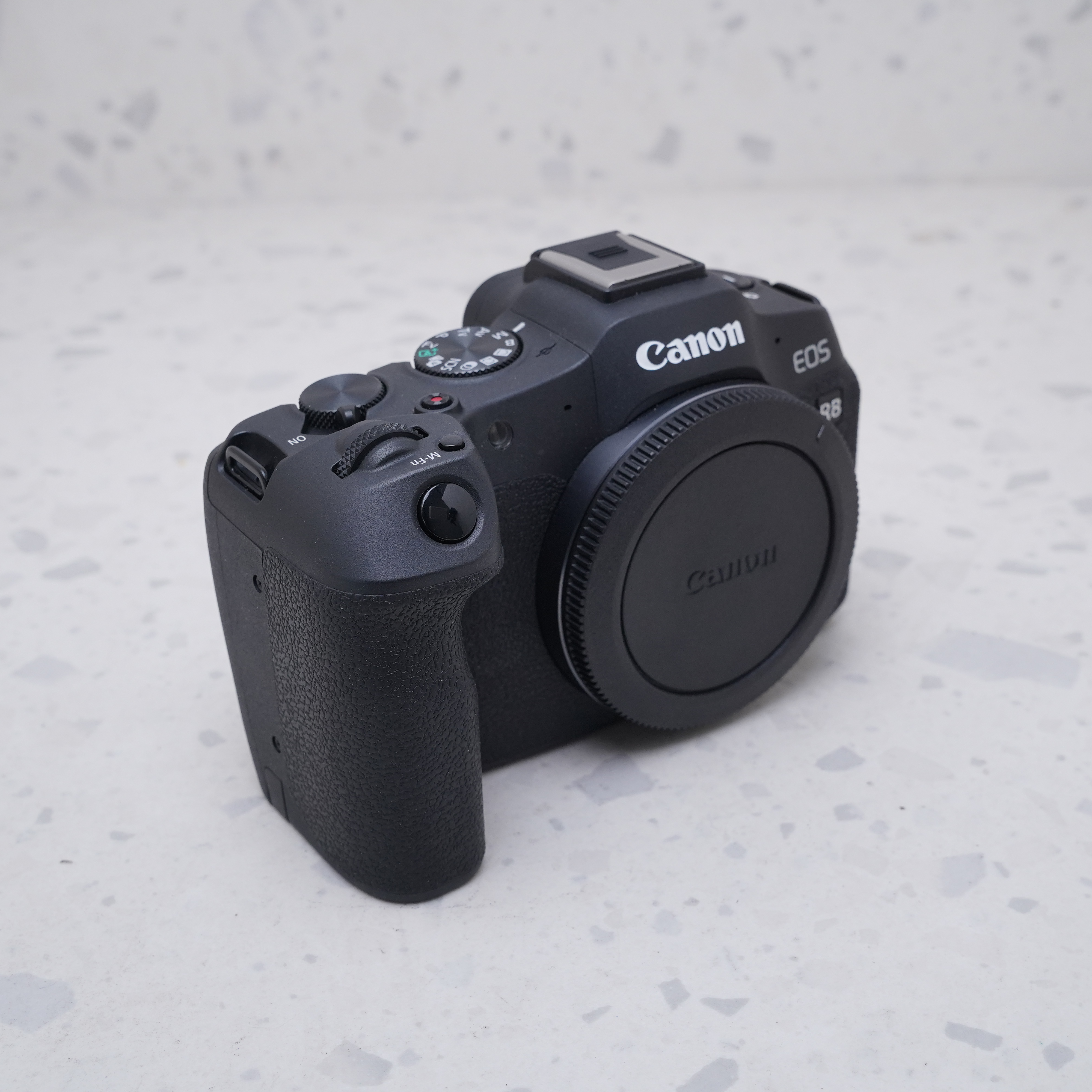 Canon EOS R8 (Body) - USADO