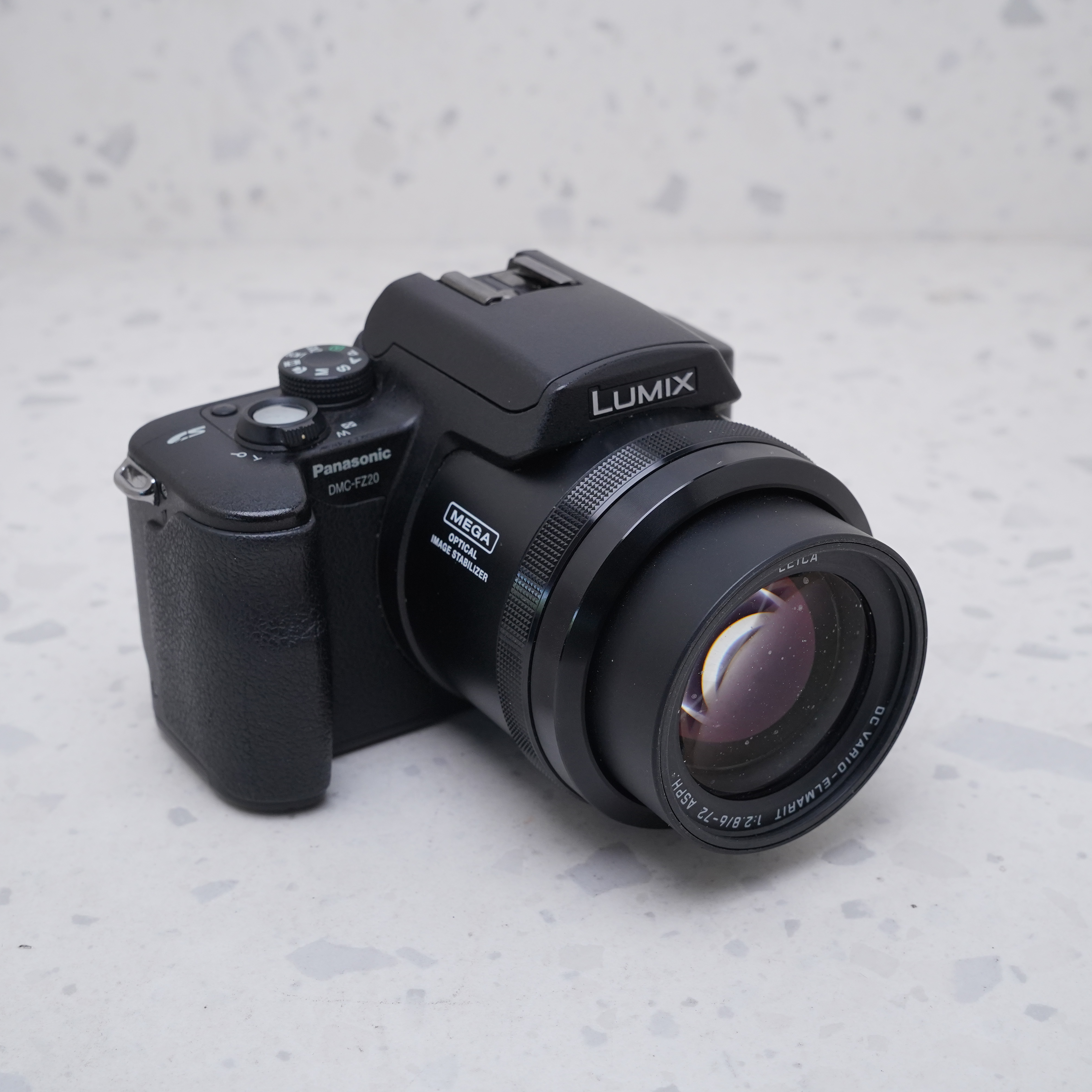 Panasonic Lumix DMC-FZ20 - USADO