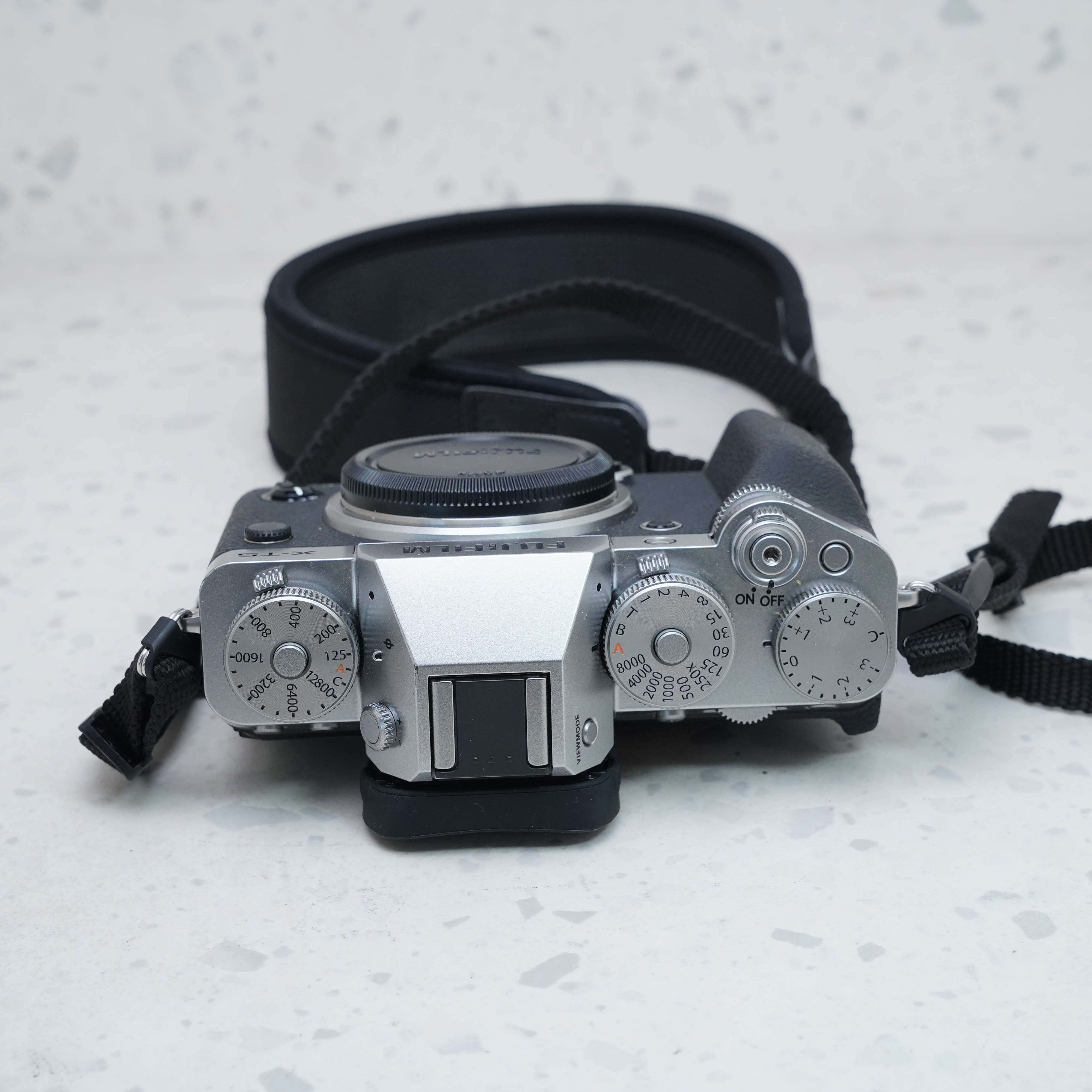 FUJIFILM X-T5 (Body) - USADO