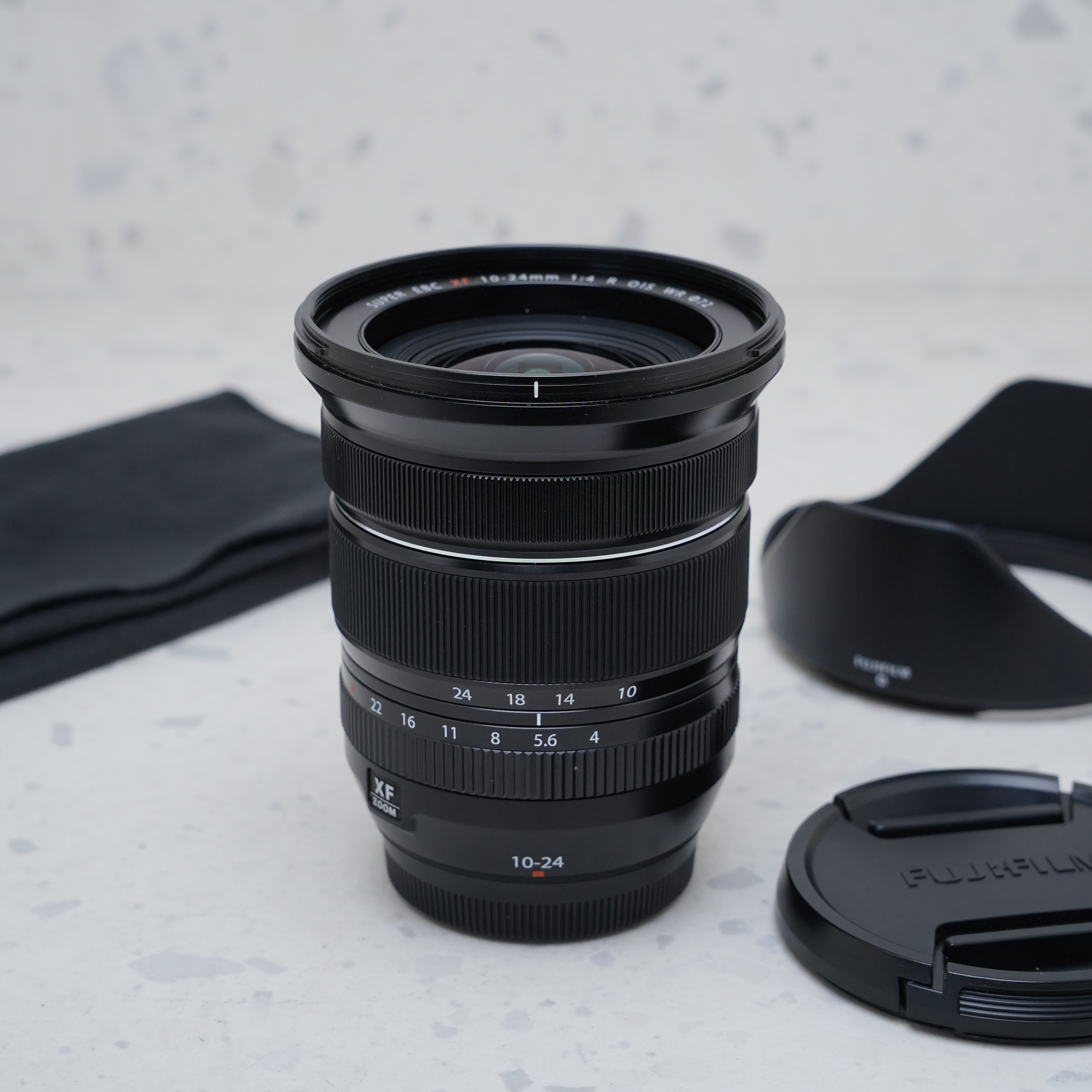 Lente FUJIFILM XF 10-24mm f4 R OIS - USADO