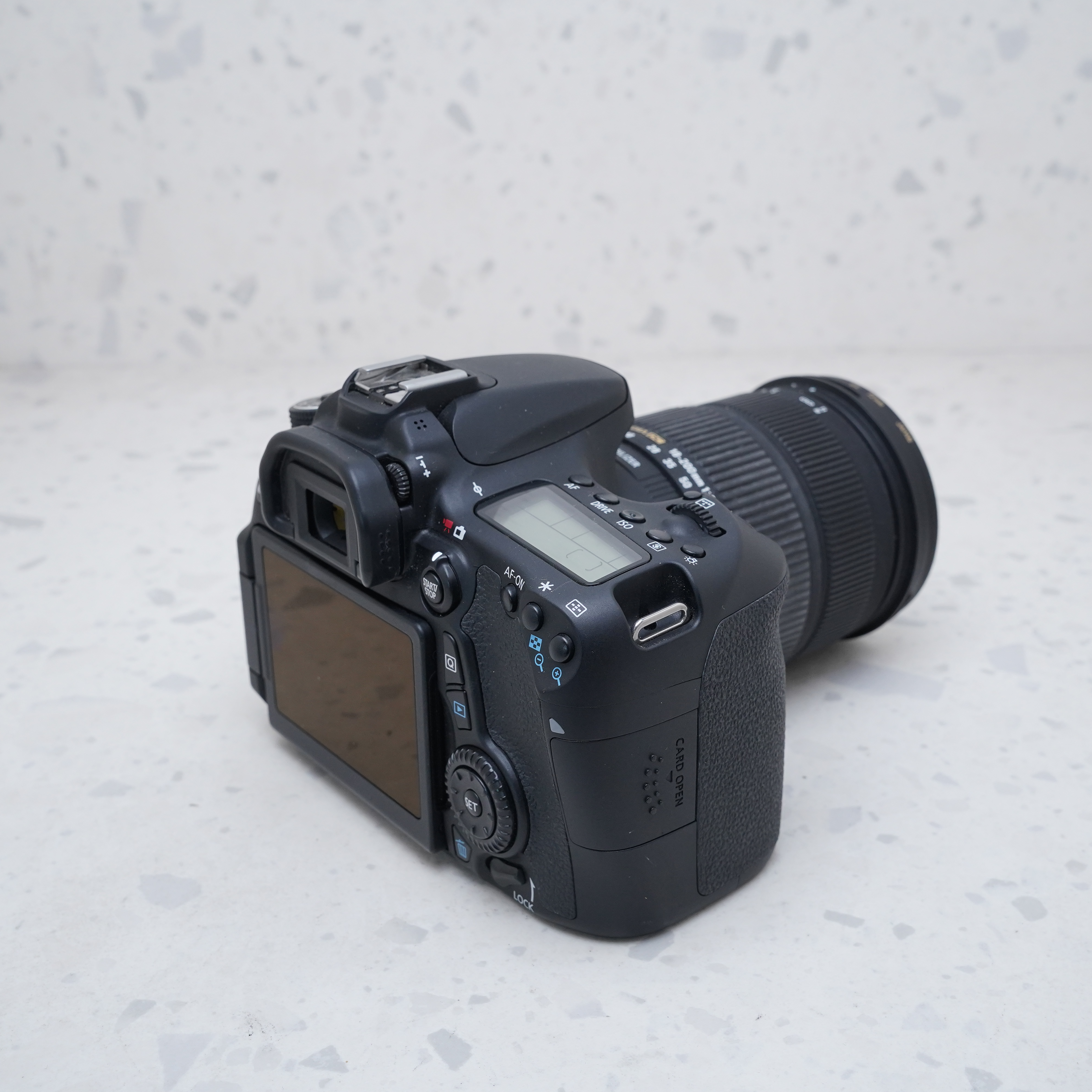 Canon 70D + 18-200mm - USADO