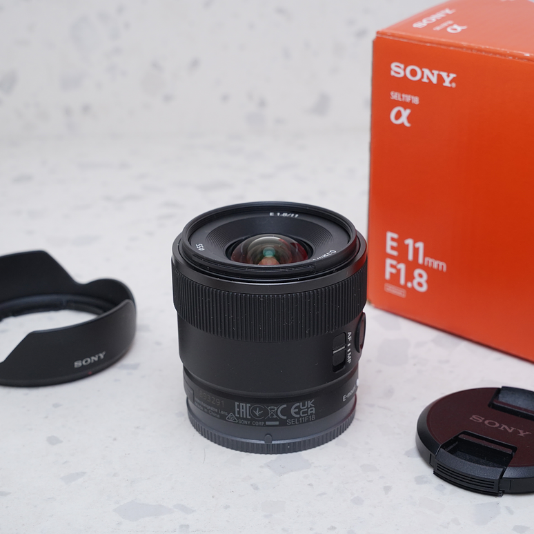 Sony E 11mm f/1.8 - USADO 3