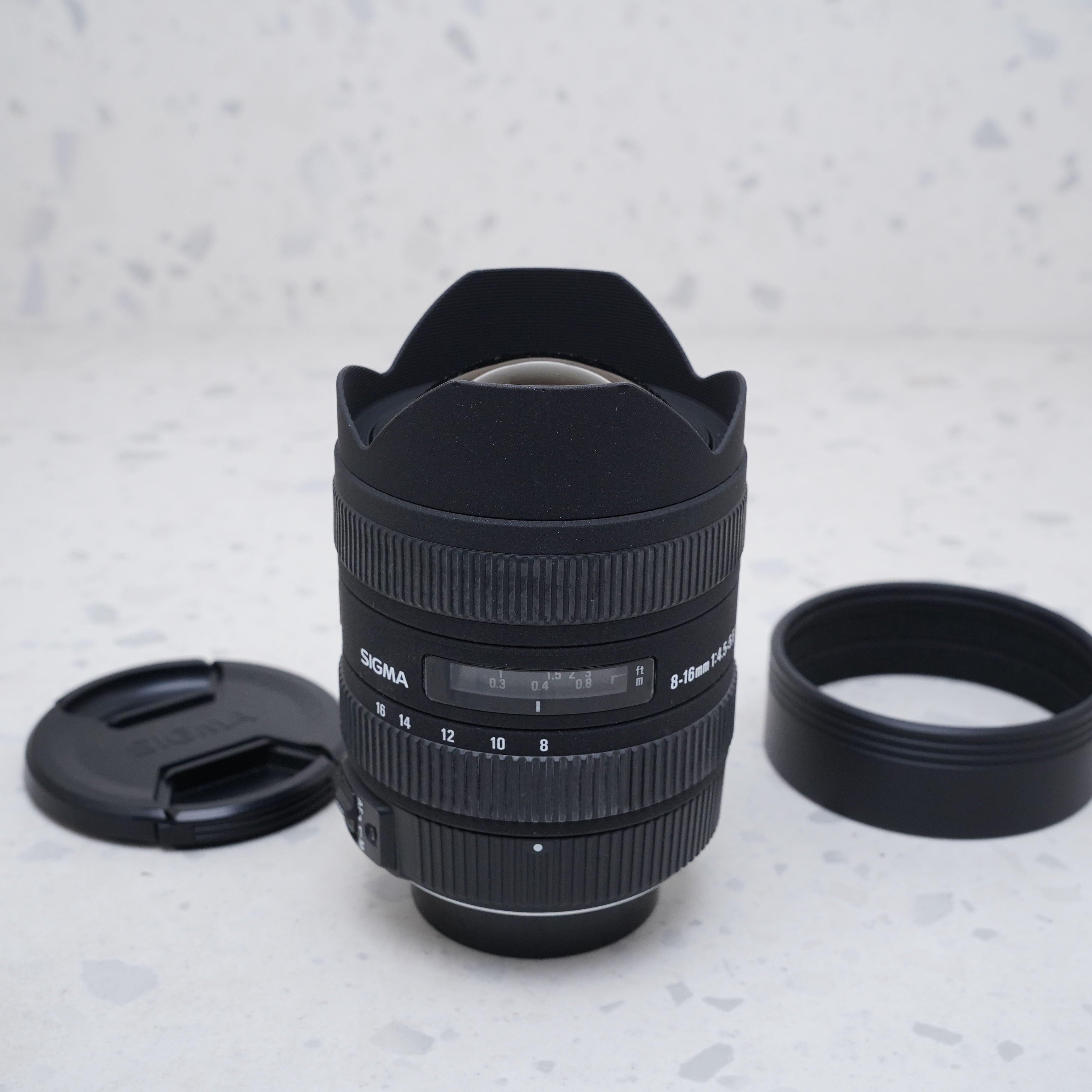 Sigma 8–16mm f/4.5–5.6 DC HSM para Pentax K - USADO