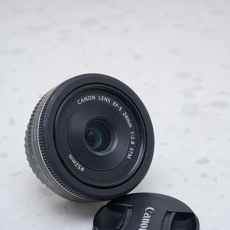Canon EF-S 24mm f/2.8 STM - USADO  4