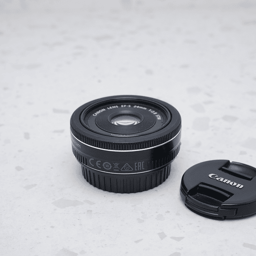 Canon EF-S 24mm f/2.8 STM - USADO  3