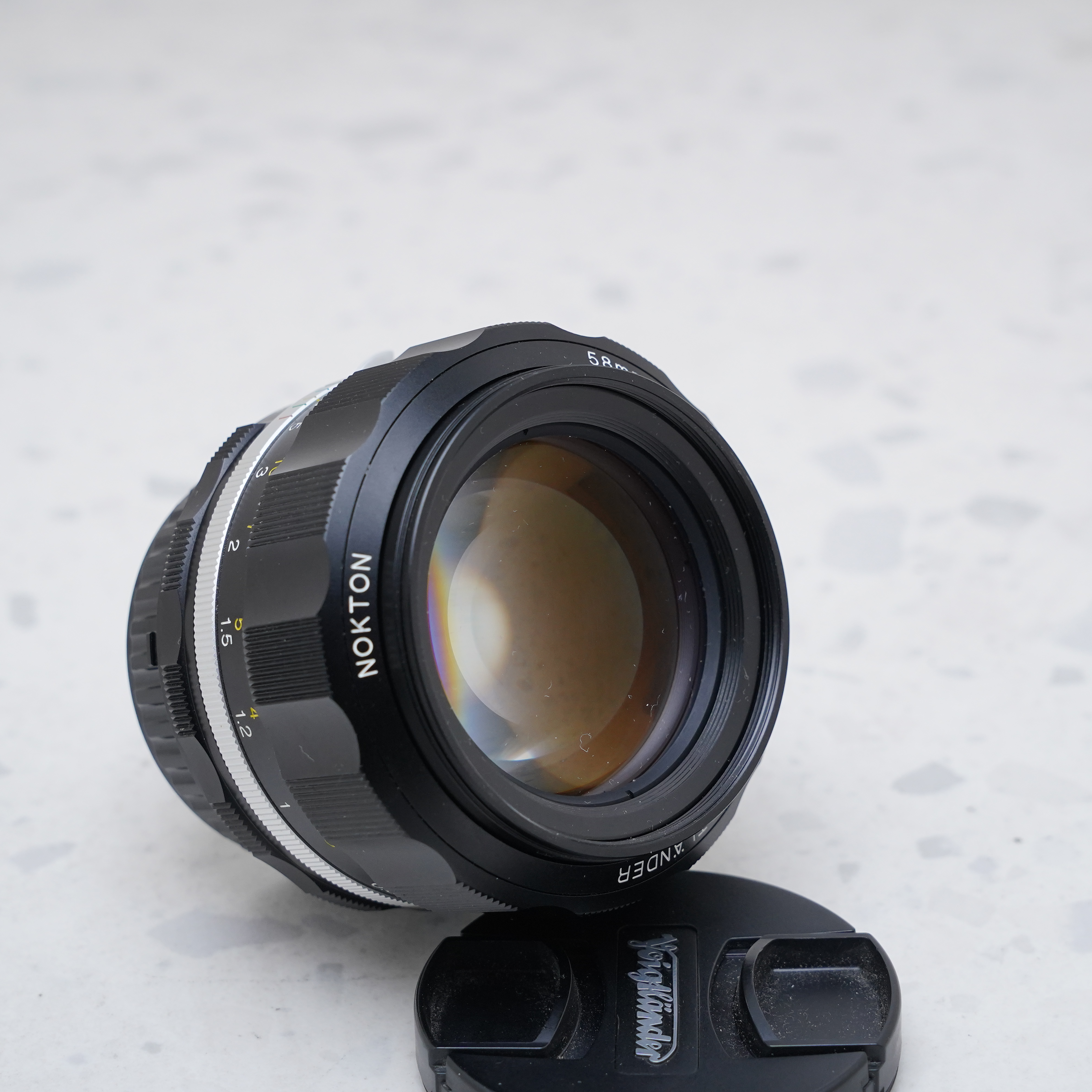 Voigtlander Nokton 58mm f/1.4 SL II S Para Nikon - USADO