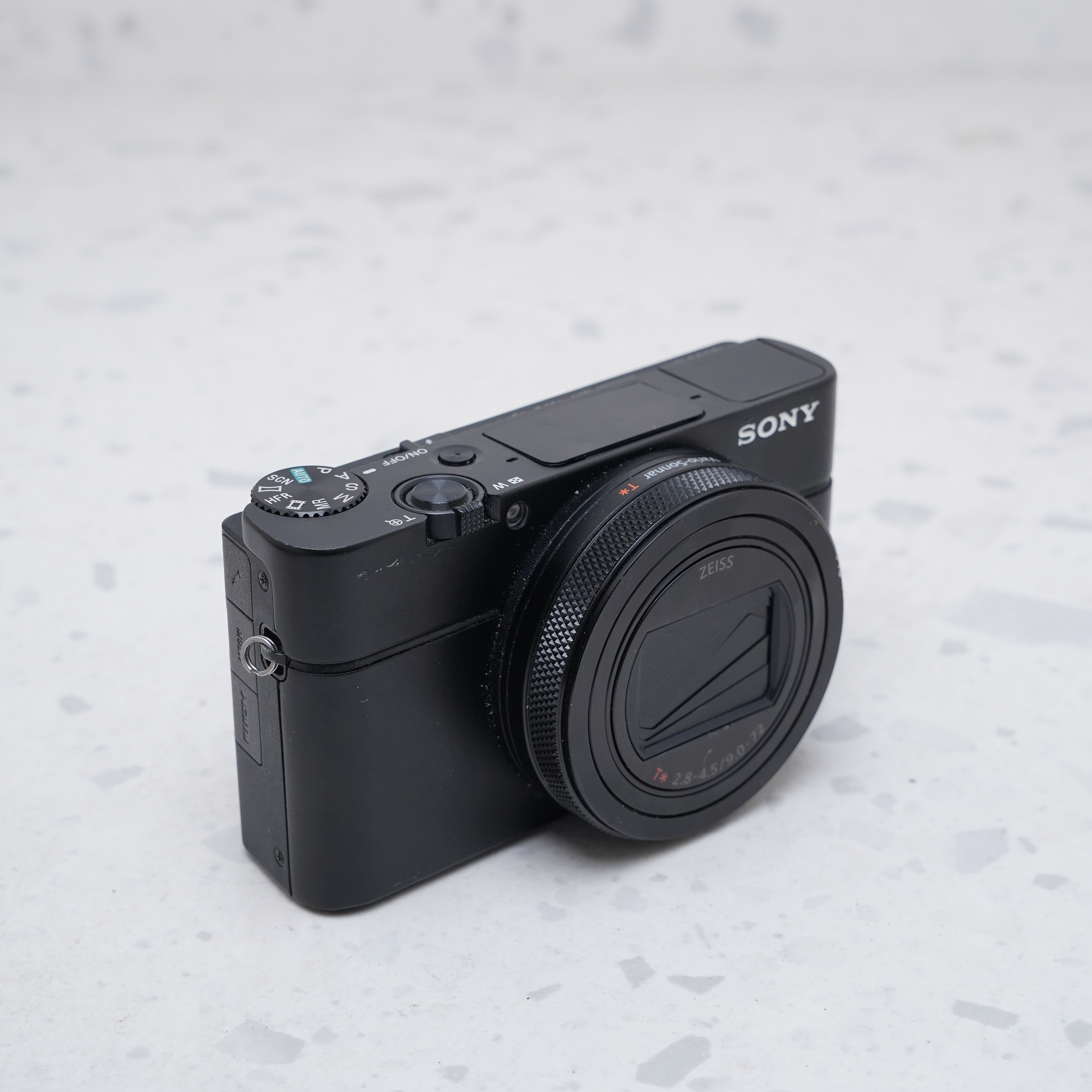 Sony RX100 VII - USADO