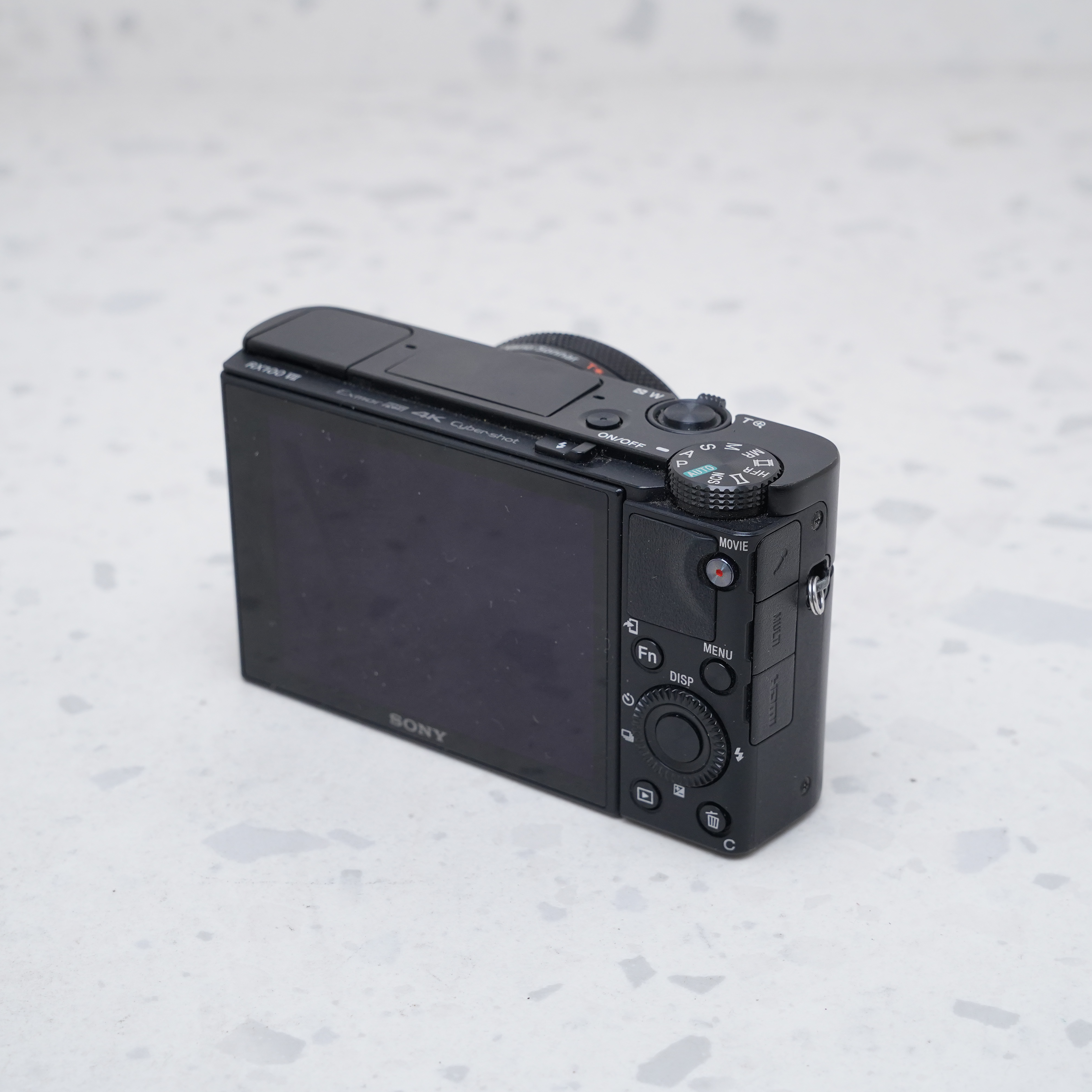 Sony RX100 VII - USADO