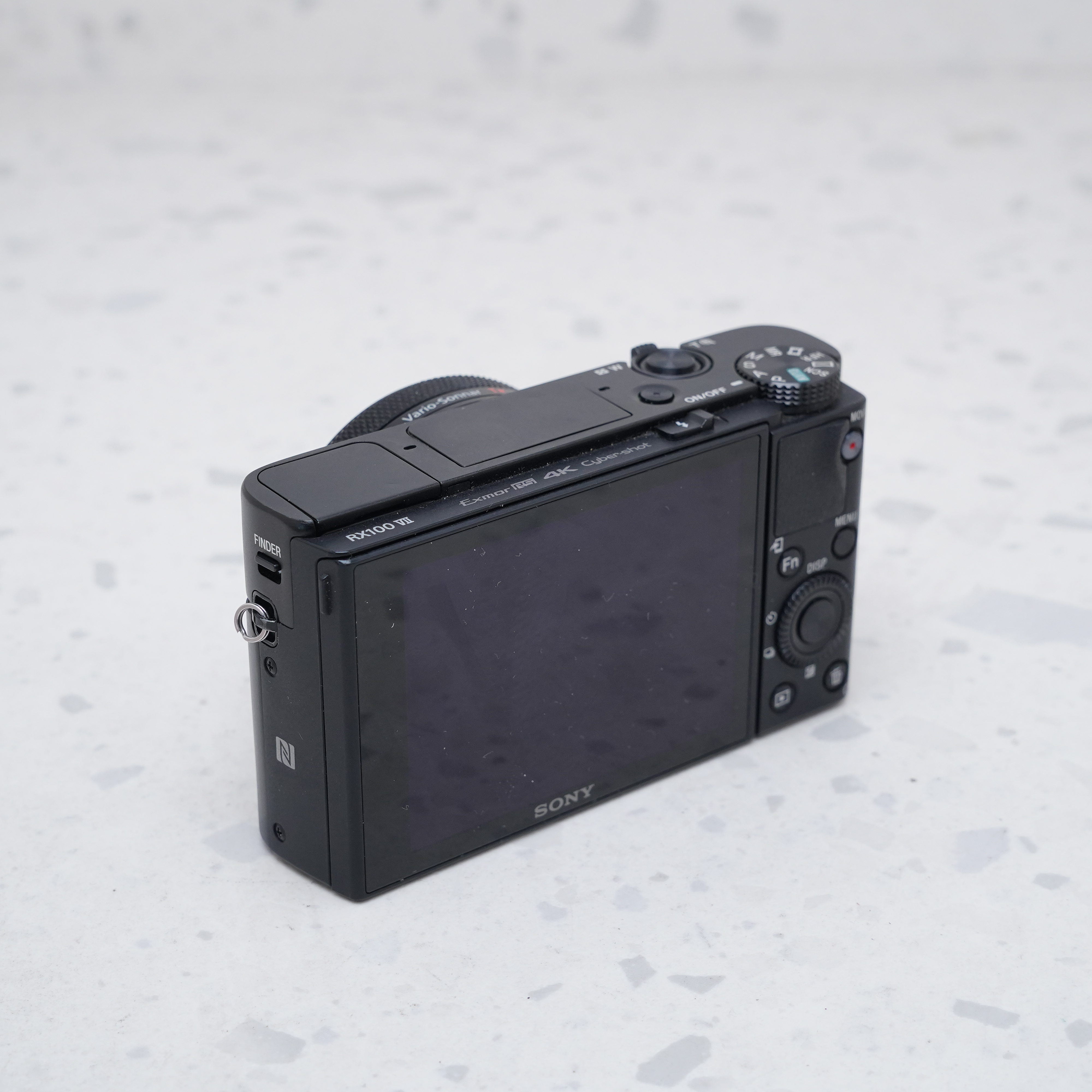 Sony RX100 VII - USADO