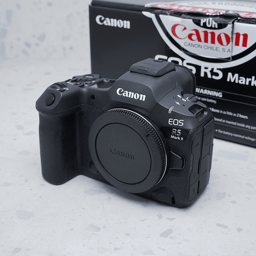Canon EOS R5 Mark II - USADO 2