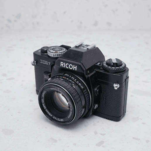 Ricoh XR‑7 + Pentax M 50mm f/2 - USADO 1