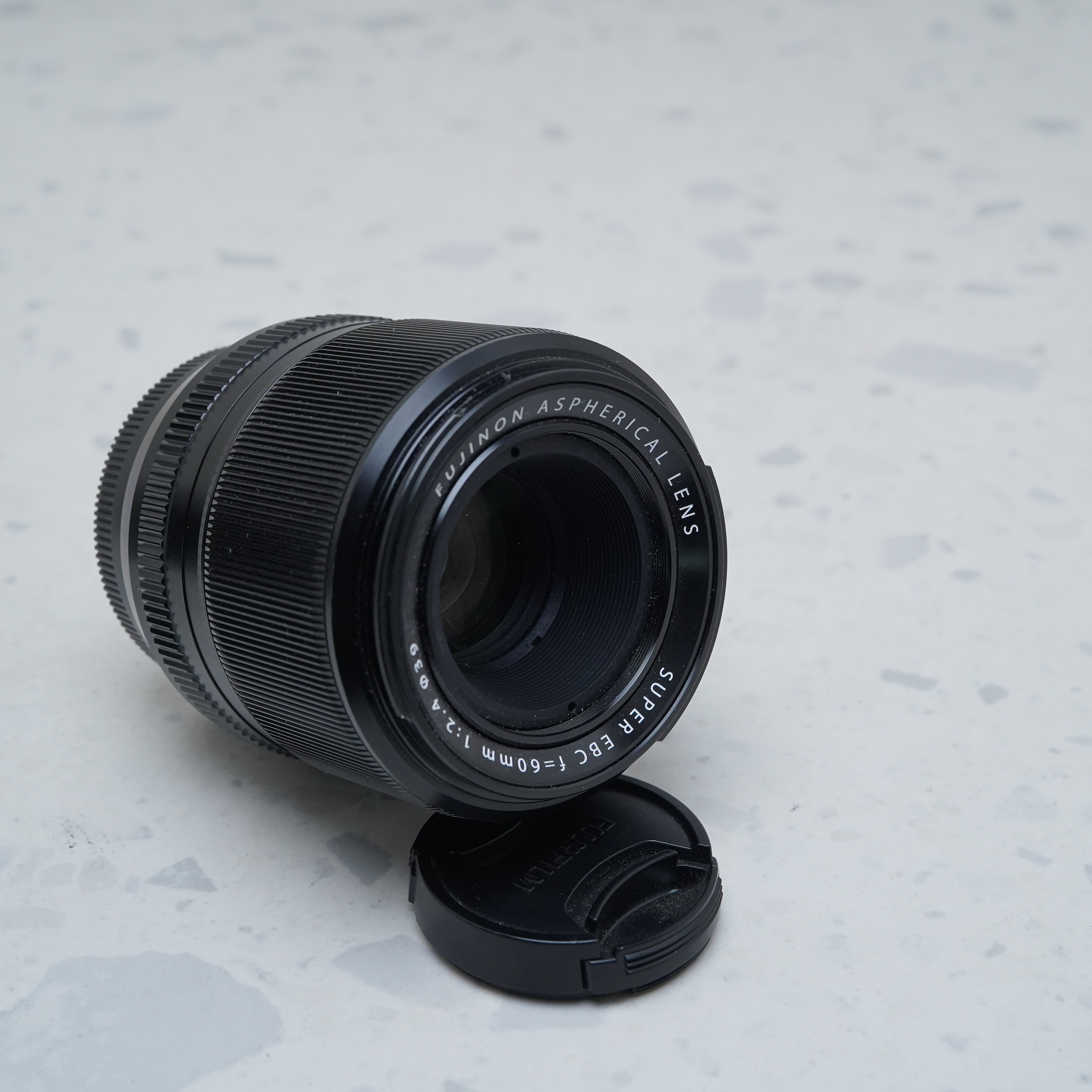 FUJIFILM XF 60mm f/2.4 R Macro - USADO