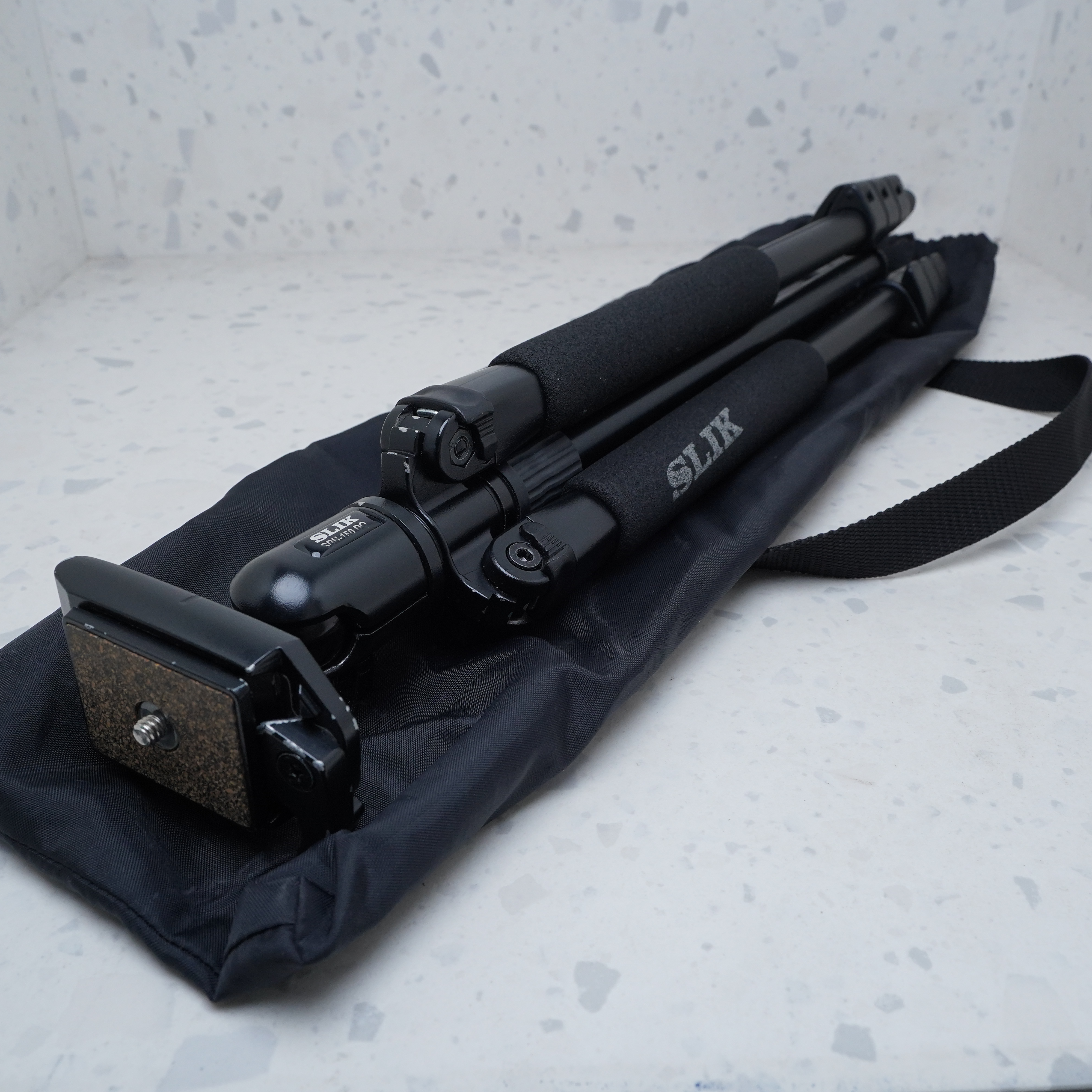 Trípode SLIK Sprint 150 SBH-150DQ - USADO