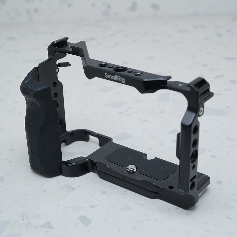 Cage SmallRig para Sony ZV-E1 - USADO