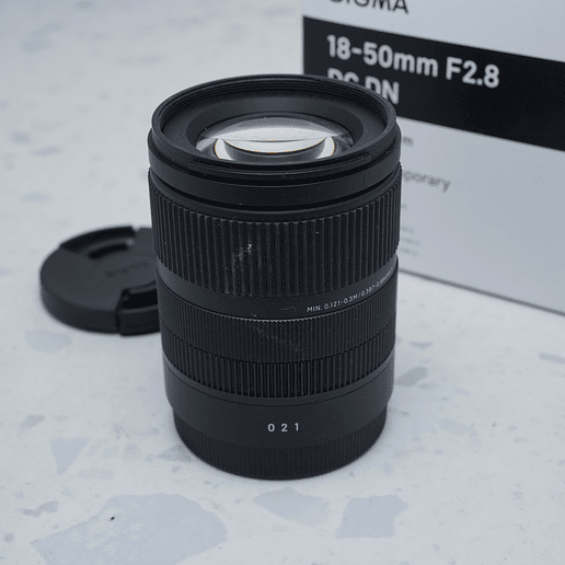 Sigma 18-50mm F2.8 DC DN para Sony E - USADO 3