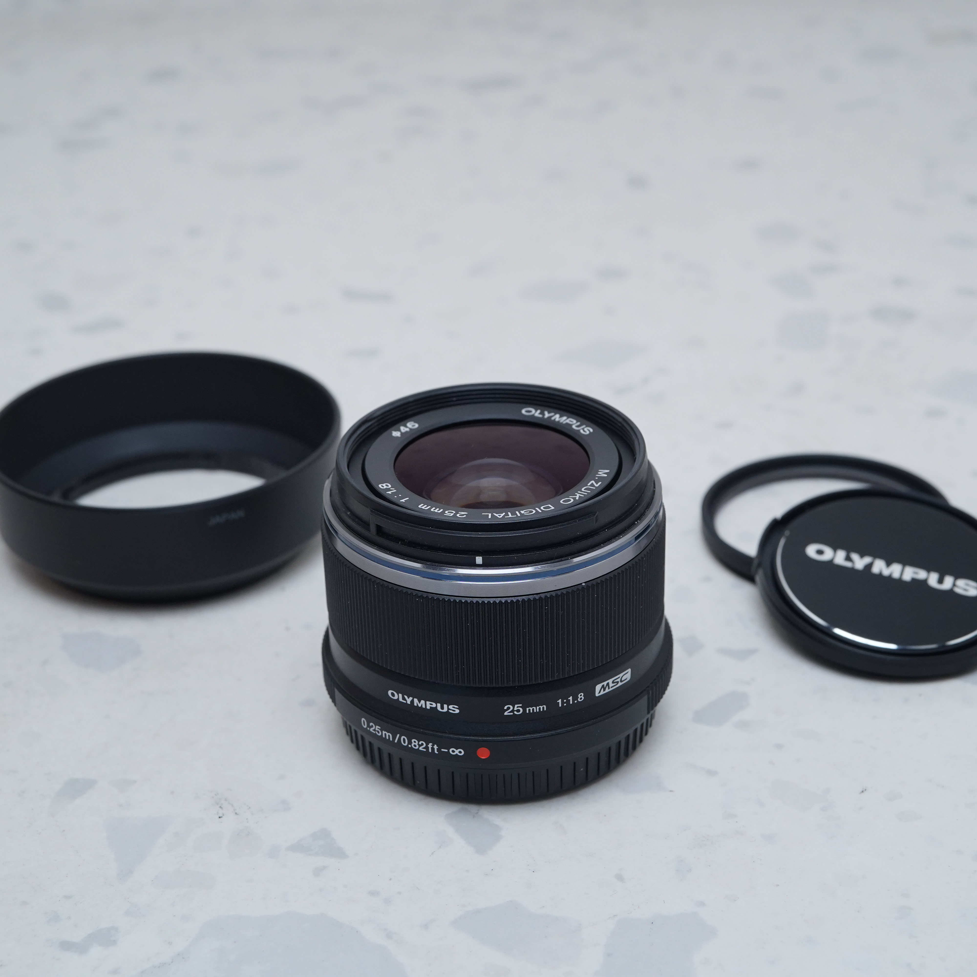Olympus M.Zuiko Digital 25mm f/1.8 Lente (Negro) - USADO