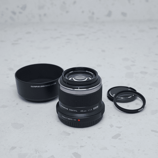 Olympus M.Zuiko Digital 45mm f/1.8 - USADO 2