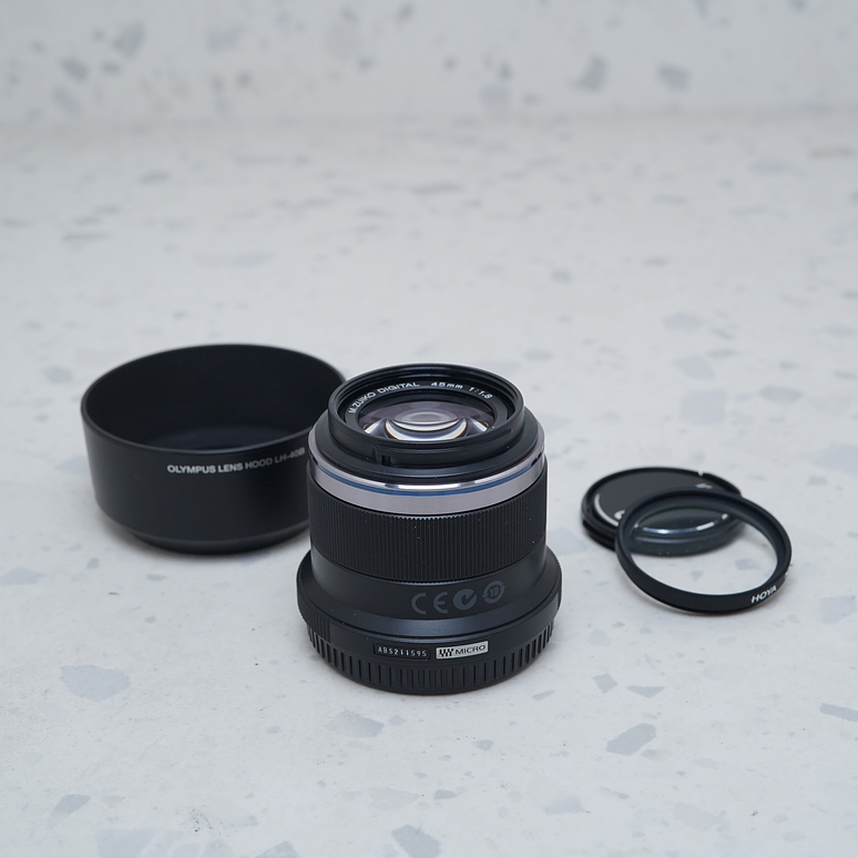 Olympus M.Zuiko Digital 45mm f/1.8 - USADO 3