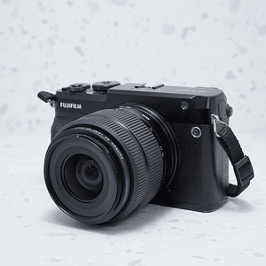 Fujifilm GFX 50R + 35-70mm f/4.5-5.6 WR - USADO