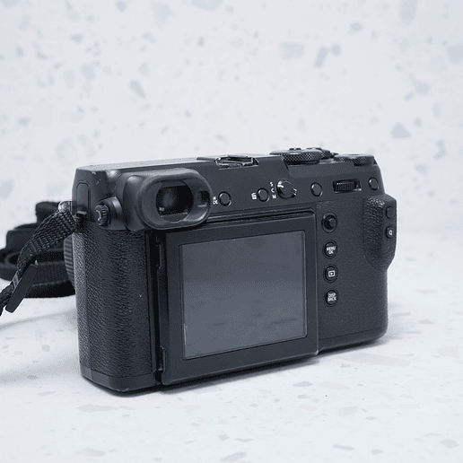 Fujifilm GFX 50R + 35-70mm f/4.5-5.6 WR - USADO 3