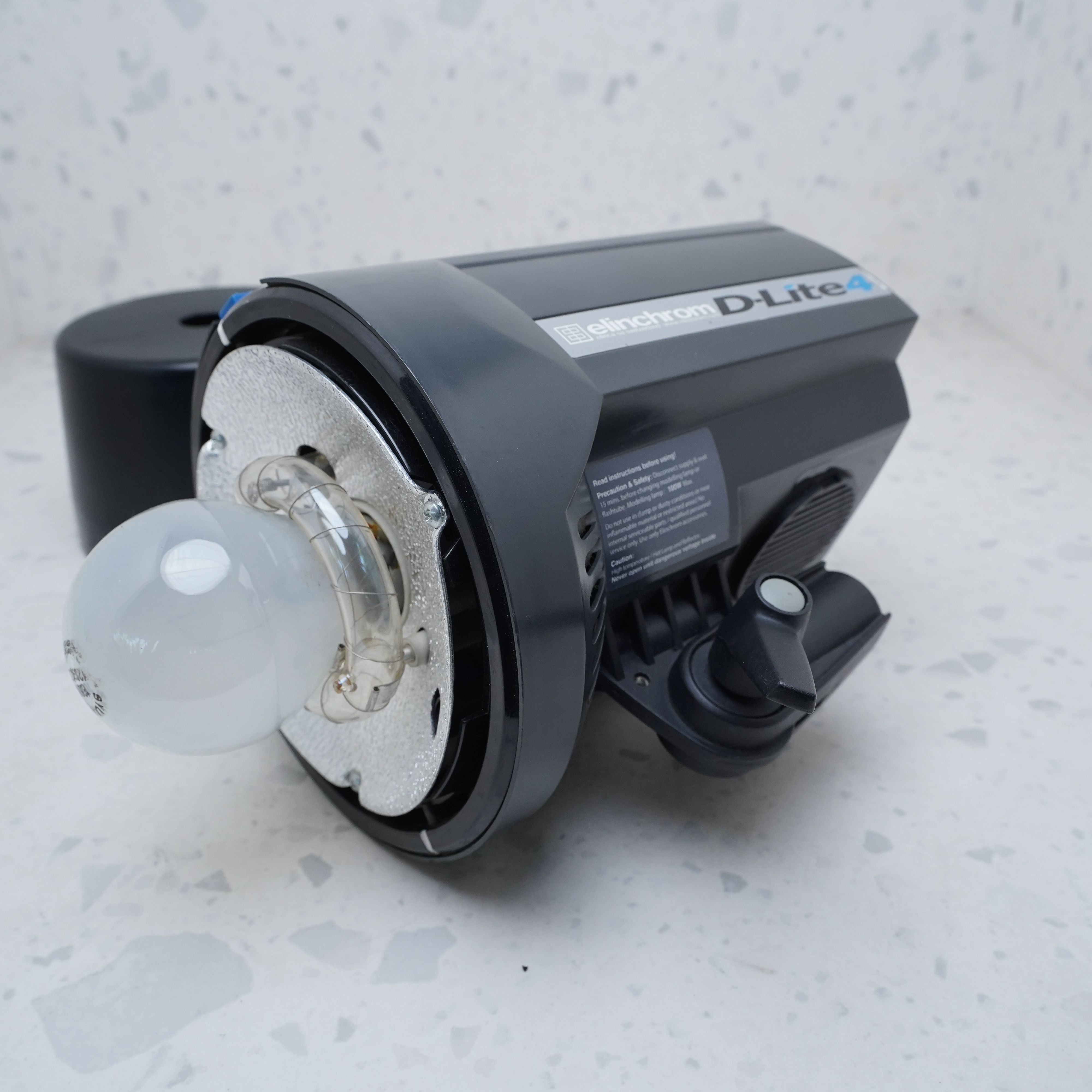 Flash Elinchrom D-Lite 4 - USADO