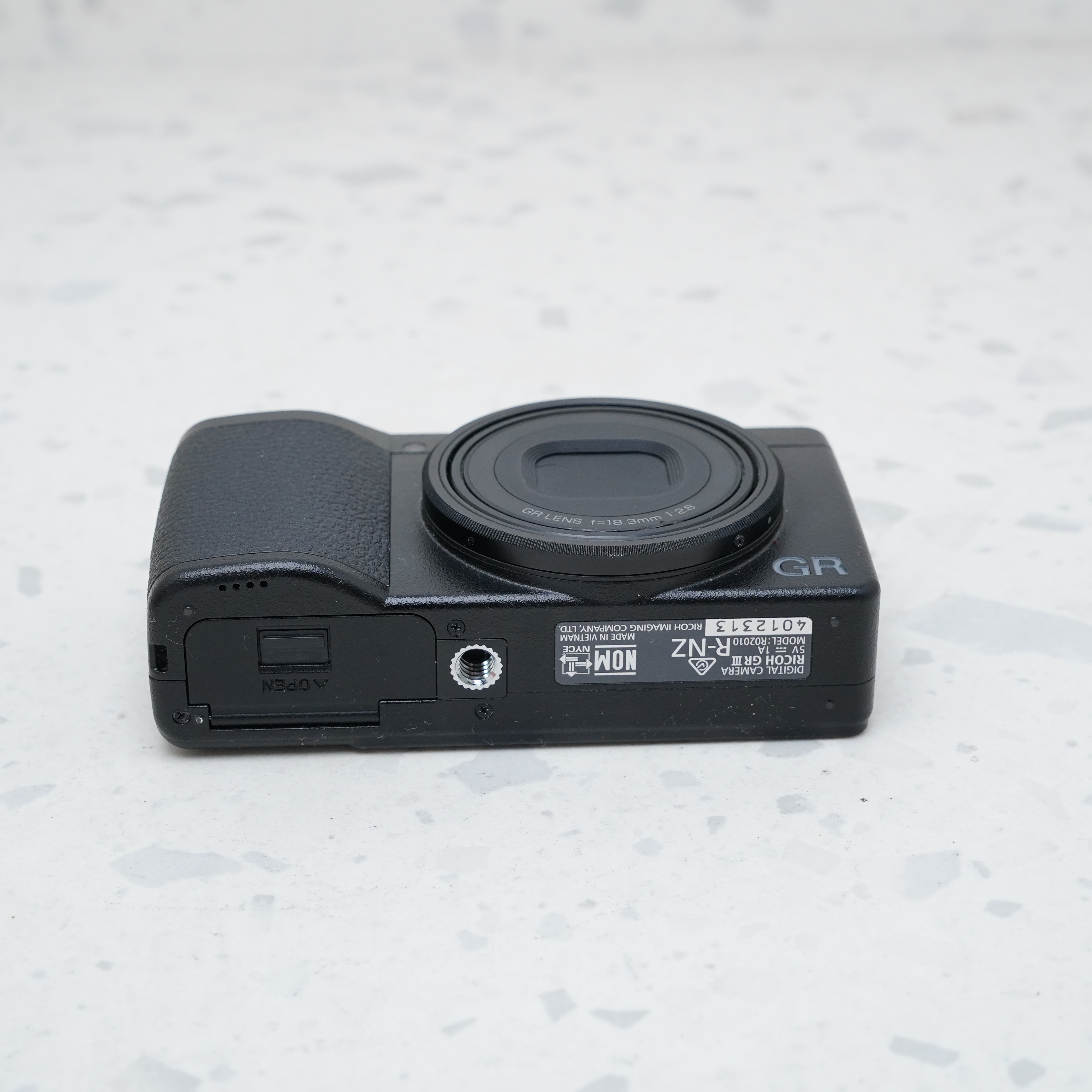 Ricoh GR III - USADO