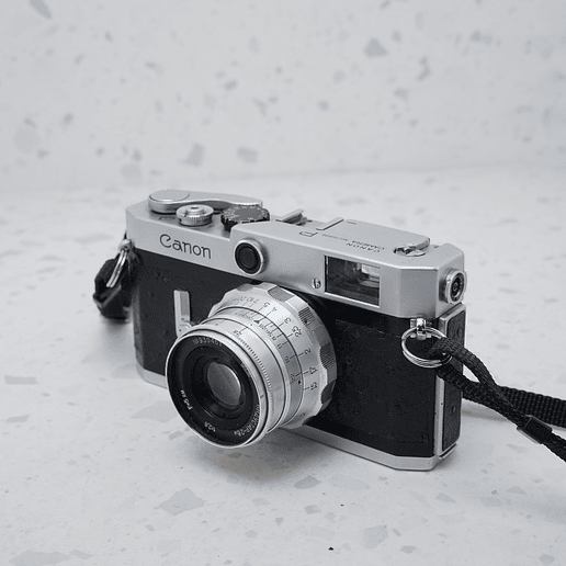 Canon P + 50mm f/2.8 - USADO 1