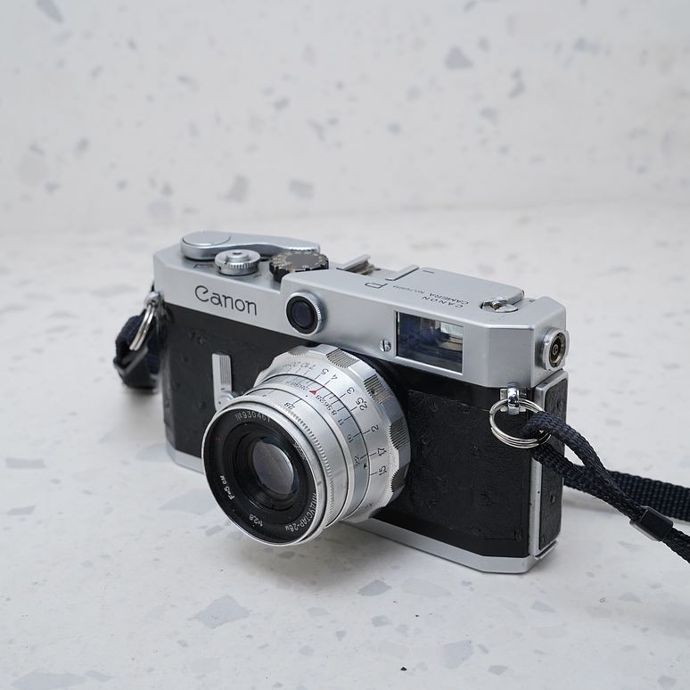 Canon P + 50mm f/2.8 - USADO 1