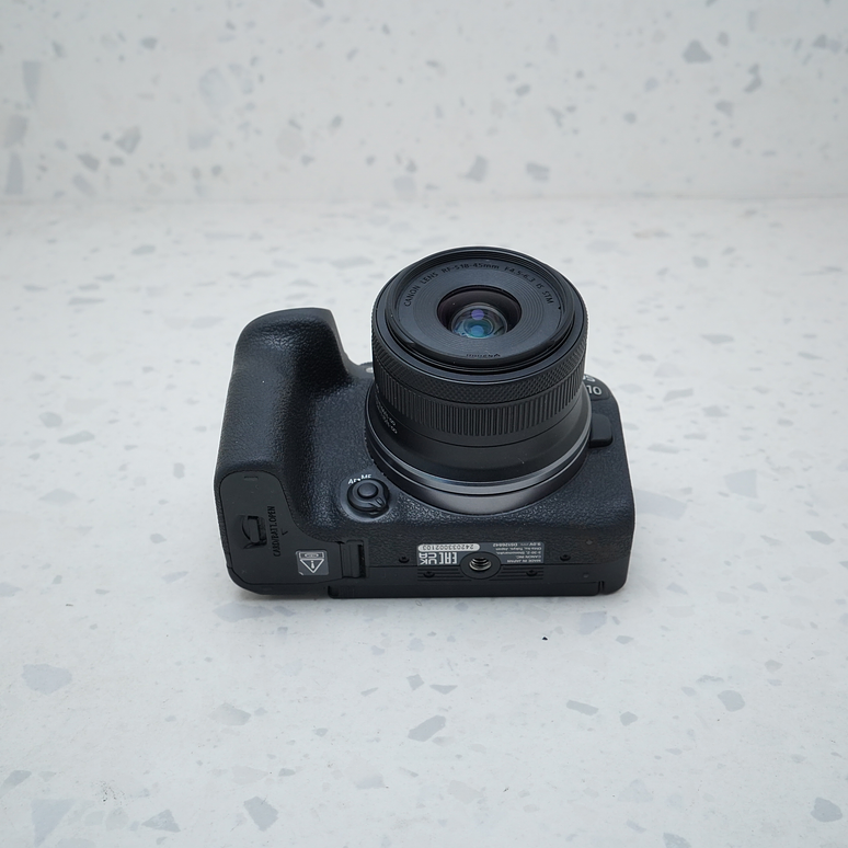 Canon EOS R10 + 18-45mm - USADO 7