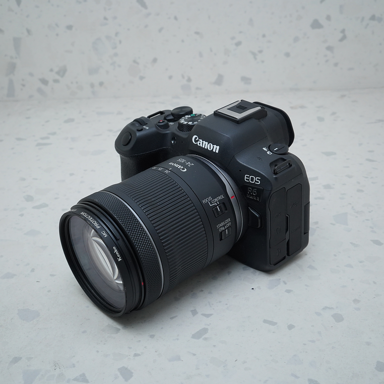 Canon EOS R6 Mark II + 24-105 mm f/4 - USADO 2