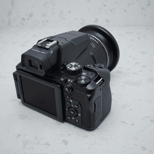 Nikon COOLPIX P950 - USADO 3