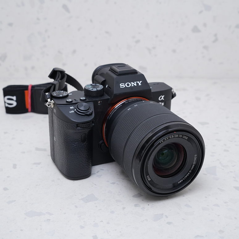 Sony a7III + 28-70 KIT - USADO 5