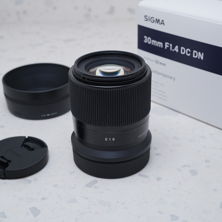 Sigma 30mm f/1.4 DC DN (Canon RF) - USADO 3
