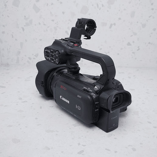 Canon XA11 - USADO 5