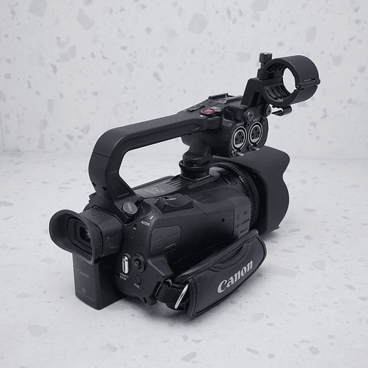 Canon XA11 - USADO 3