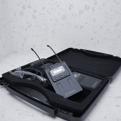 KIT lavalier inalámbrico de doble canal UHF BOYA BY-WM8 Pro 2