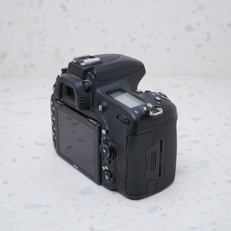 Nikon D750 (Body) - USADO 5