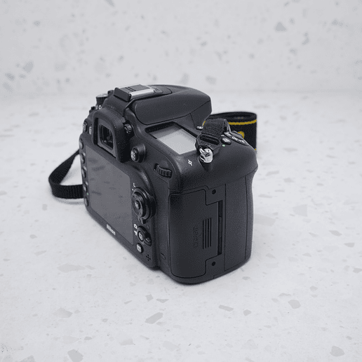 Nikon D7100 (Body) - USADO 3