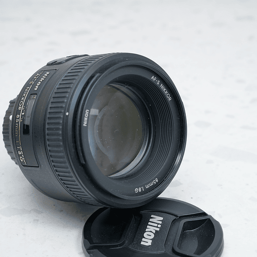 Nikon AF-S NIKKOR 85mm f/1.8G - USADO 4