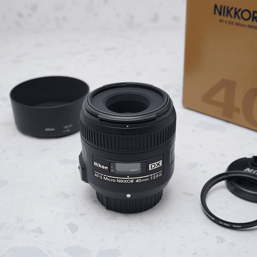 Nikon AF-S DX Micro NIKKOR 40mm f2.8 G - USADO 2